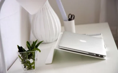 All-White Clutter Free Setup