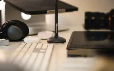 7 Adhesive Under-Desk Headphone Hooks for Clean Setups 2026