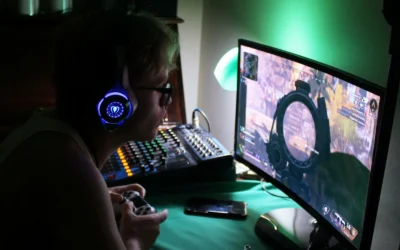 RGB vs Wood Stand